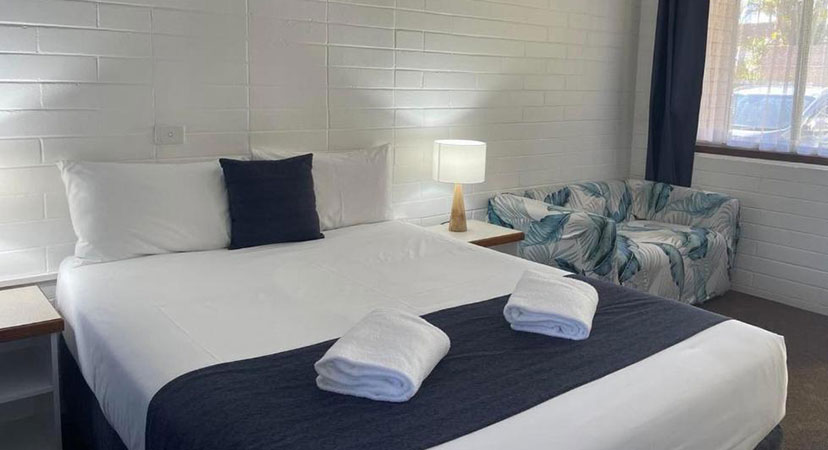 Standard Queen Motel Room